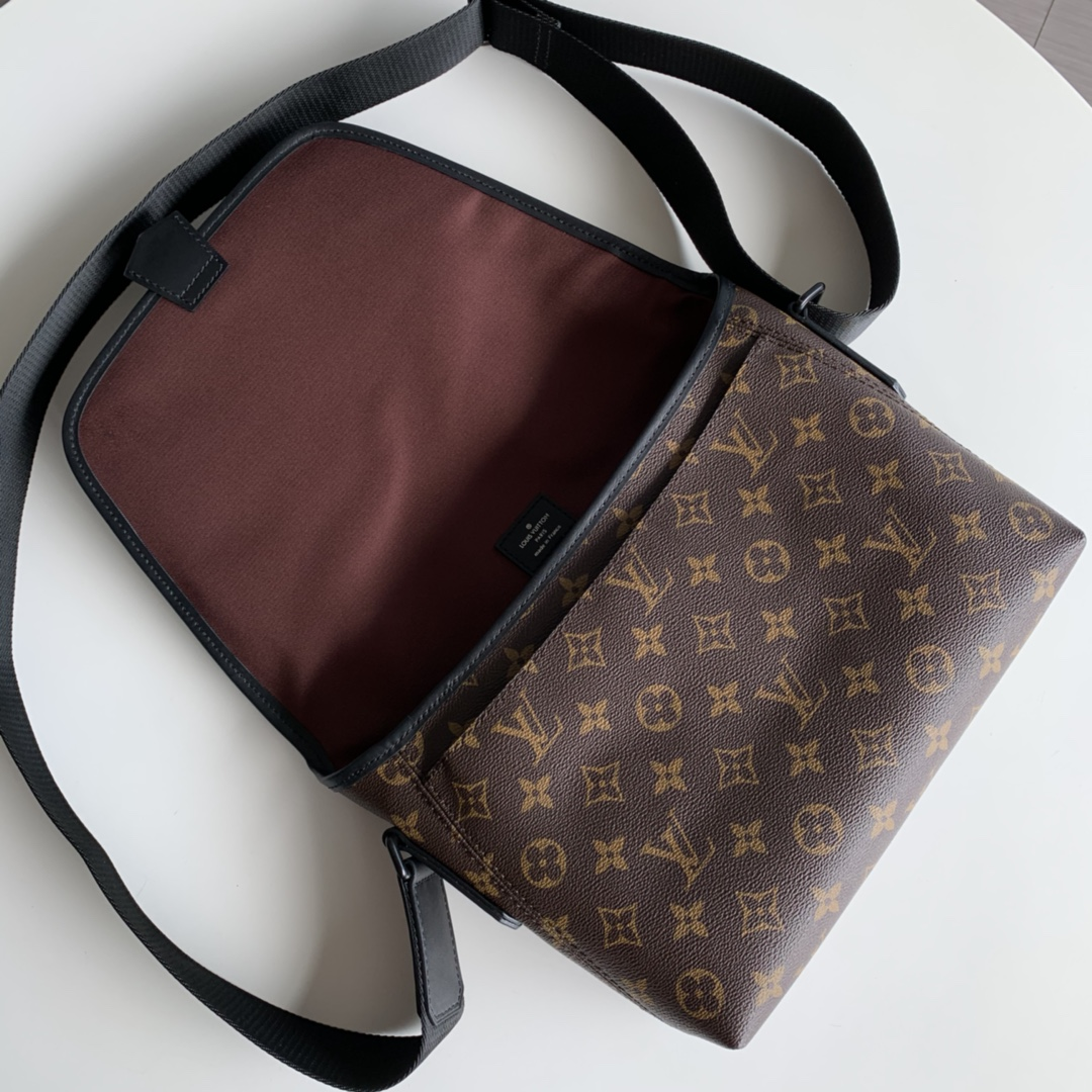 Luxe Touch Bags