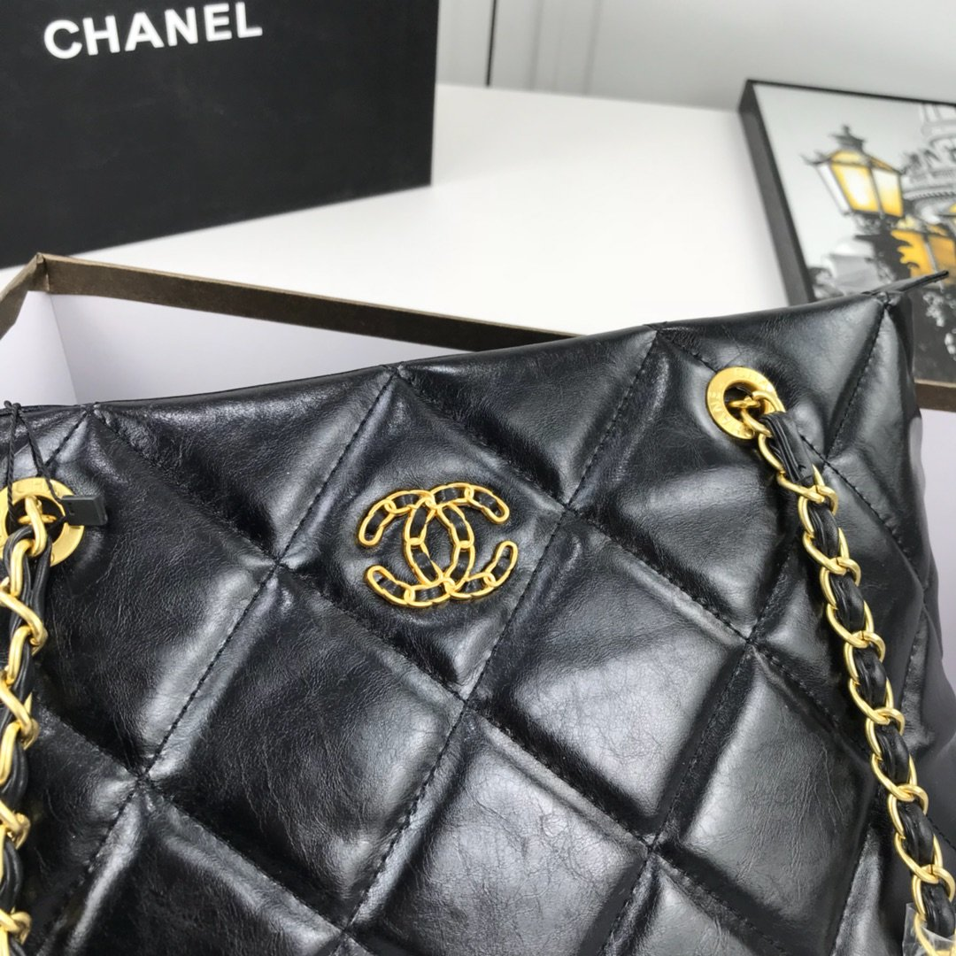 Luxe Touch Bags