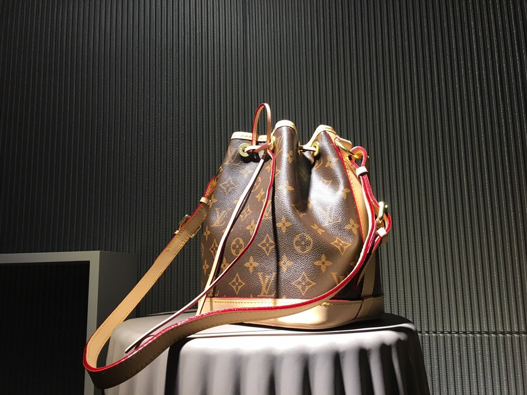 Luxe Touch Bags